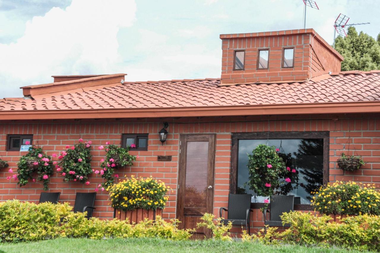 Finca Casa Loma Guest House El Penol  Екстериор снимка
